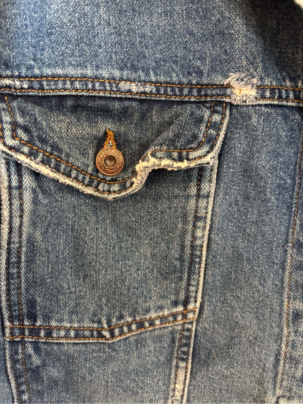 Free People Distressed Oversized Denim Jean Jacket Size L - Picture 4 of 7